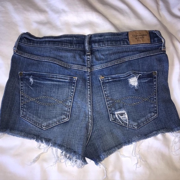 Vintage A&F denim shorts - Picture 2 of 2
